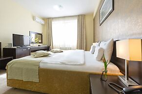 Nevski Hotel