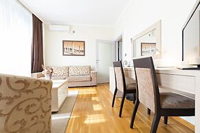 Nevski Hotel