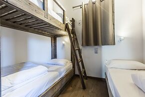 Chalet Hotel Crychar