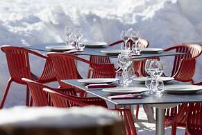 Chalet Hotel Crychar