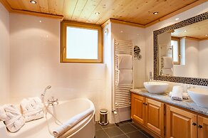 Chalet Hôtel Hermitage - Hotel Chalet de Tradition