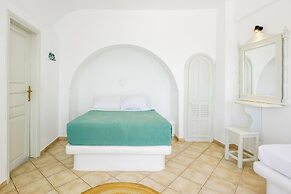 Ilioperato Hotel