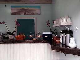 Cruz Bay Boutique Hotel