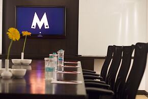 Sterlings Mac Hotel