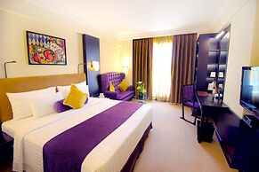 Sterlings Mac Hotel