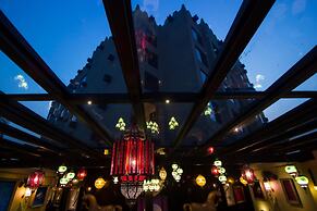 Sterlings Mac Hotel