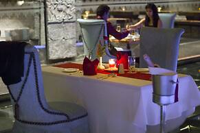 Sterlings Mac Hotel