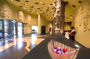 Sterlings Mac Hotel