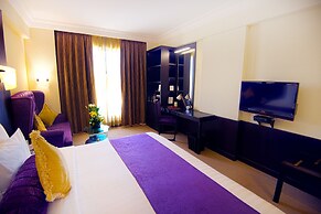 Sterlings Mac Hotel
