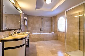 Epoque Hotel - Relais & Chateaux