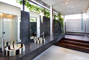 Kiss Villas Bali