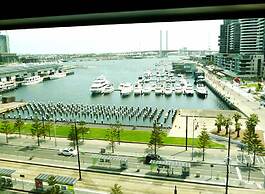 Docklands Private Collection of Apartments - Digital Harbour