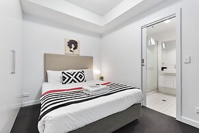 Docklands Private Collection of Apartments - Digital Harbour