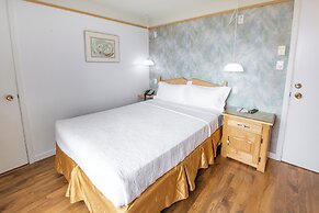 Hotel La Roche Pleureuse