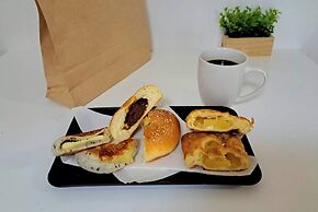 Grampus Inn Osaka Namba