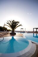 Anemomilos Hotel & Apartments