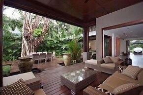 26 Beachfront Mirage