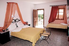 Artemis Bungalows