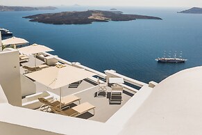 Sun Rocks Boutique Hotel | Caldera View Suites & Sunset Dining Experie
