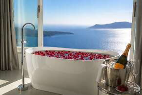 Sun Rocks Boutique Hotel | Caldera View Suites & Sunset Dining Experie