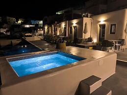 Sun Rocks Boutique Hotel | Caldera View Suites & Sunset Dining Experie