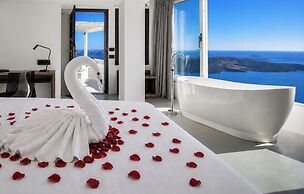Sun Rocks Boutique Hotel | Caldera View Suites & Sunset Dining Experie