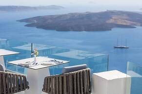 Sun Rocks Boutique Hotel | Caldera View Suites & Sunset Dining Experie