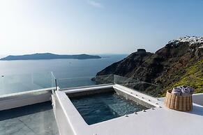 Sun Rocks Boutique Hotel | Caldera View Suites & Sunset Dining Experie