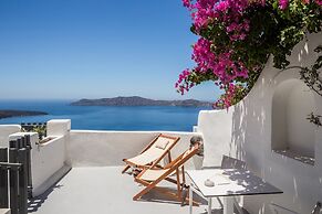 Sun Rocks Boutique Hotel | Caldera View Suites & Sunset Dining Experie
