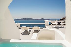 Sun Rocks Boutique Hotel | Caldera View Suites & Sunset Dining Experie