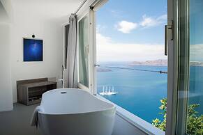Sun Rocks Boutique Hotel | Caldera View Suites & Sunset Dining Experie