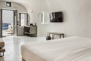 Sun Rocks Boutique Hotel | Caldera View Suites & Sunset Dining Experie