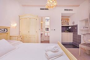 Roko House