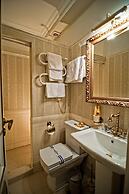Royal City Hotel