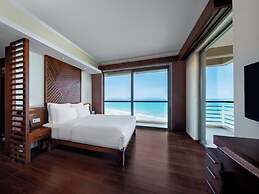 Pullman Oceanview Sanya Bay Resort & Spa