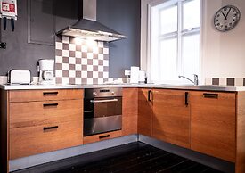 Luna Apartments