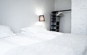 Luna Apartments