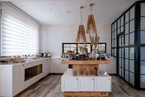 Irida Mindful Living
