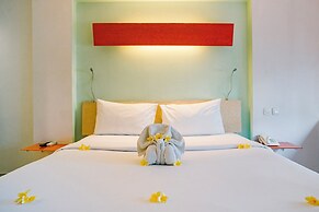 HARRIS Hotel & Residence Riverview Kuta Bali