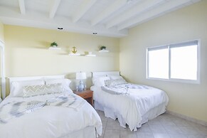 Quinta Pacifica Beachfront Villas