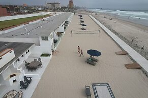 Quinta Pacifica Beachfront Villas
