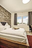 Hotel Maxis