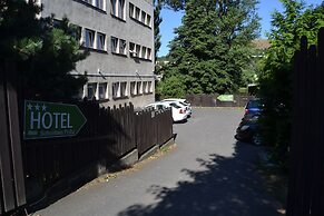 Hotel Bohemians