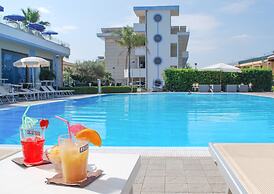 Hotel Première Pool & Resort