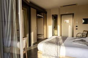 Hotel Première Pool & Resort