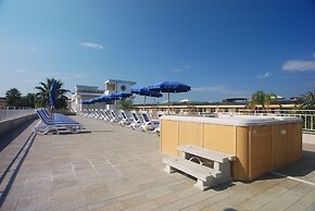 Hotel Première Pool & Resort