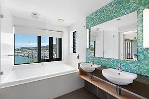 The Boathouse Apartments