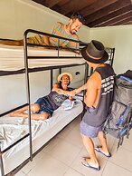 Nomads Airlie Beach