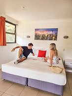 Nomads Airlie Beach
