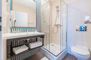 La Prima Fashion Hotel